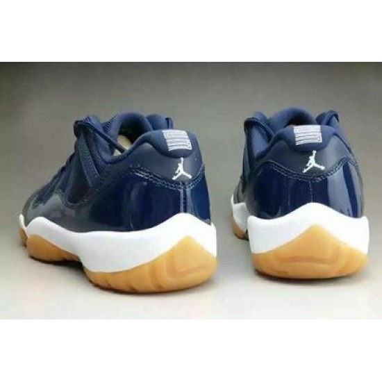 Air Jordan 11 Low Navy Gum